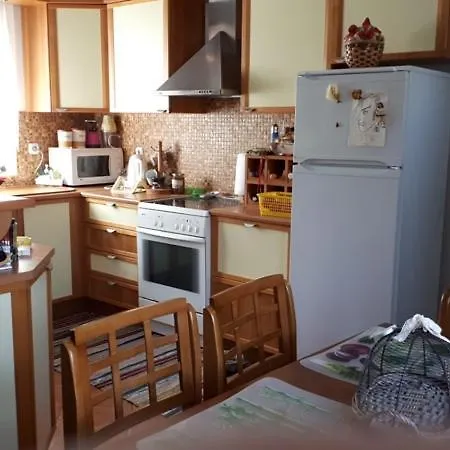The “quiet House” Villa Marantochori