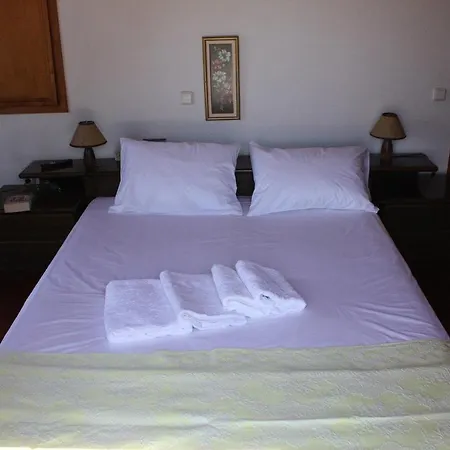 Villa The “quiet House” Marantochori